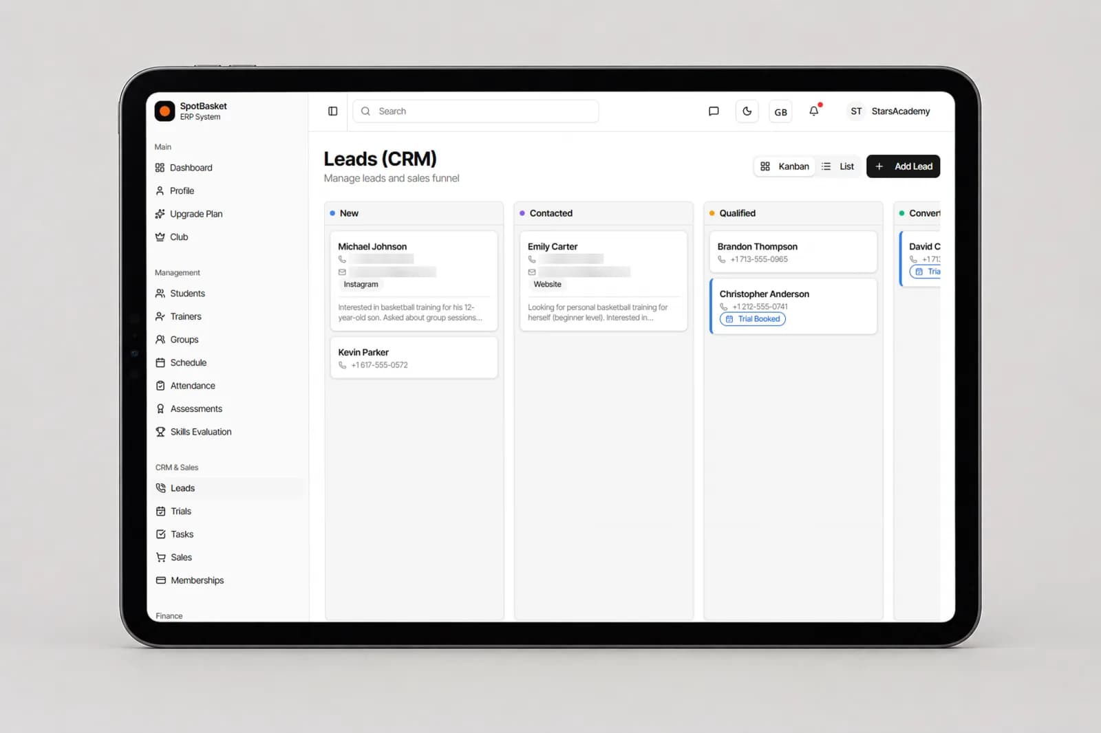 Запись на пробную тренировку в ближайшее баскетбольное занятие в CRM SpotBasket