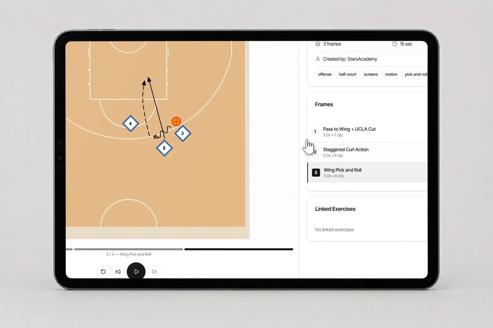 3D-просмотр баскетбольной комбинации в SpotBasket OS с анимированными игроками